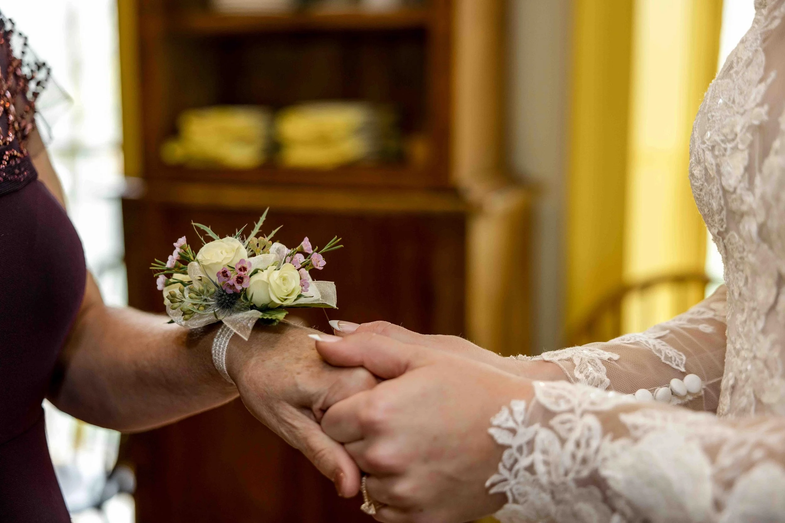 Quiveys Grove Fitchburg Wisconsin Wedding Day Venue Photography_-25.jpg
