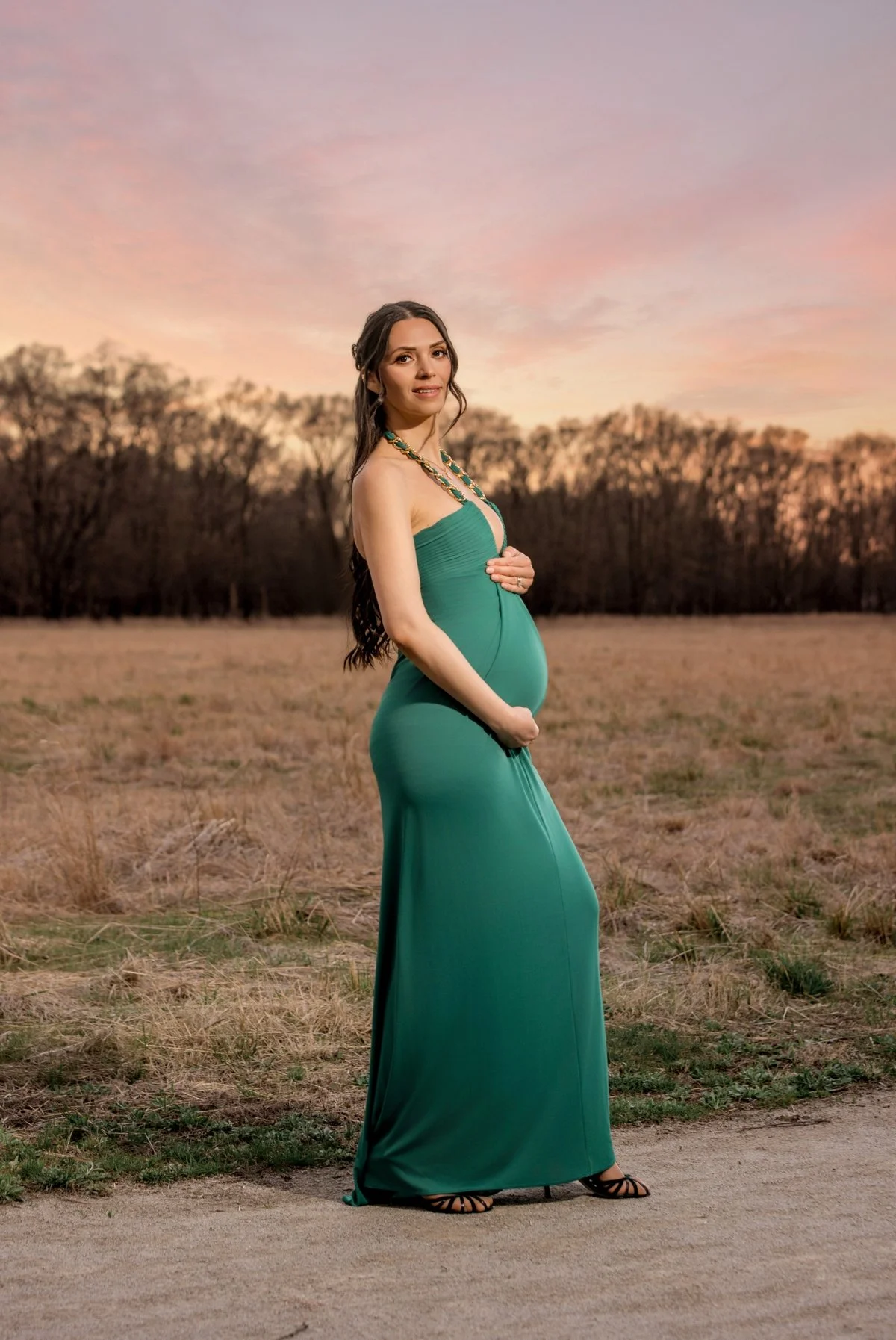 Outdoor Pregnancy Photo Sessions in Madison, WI