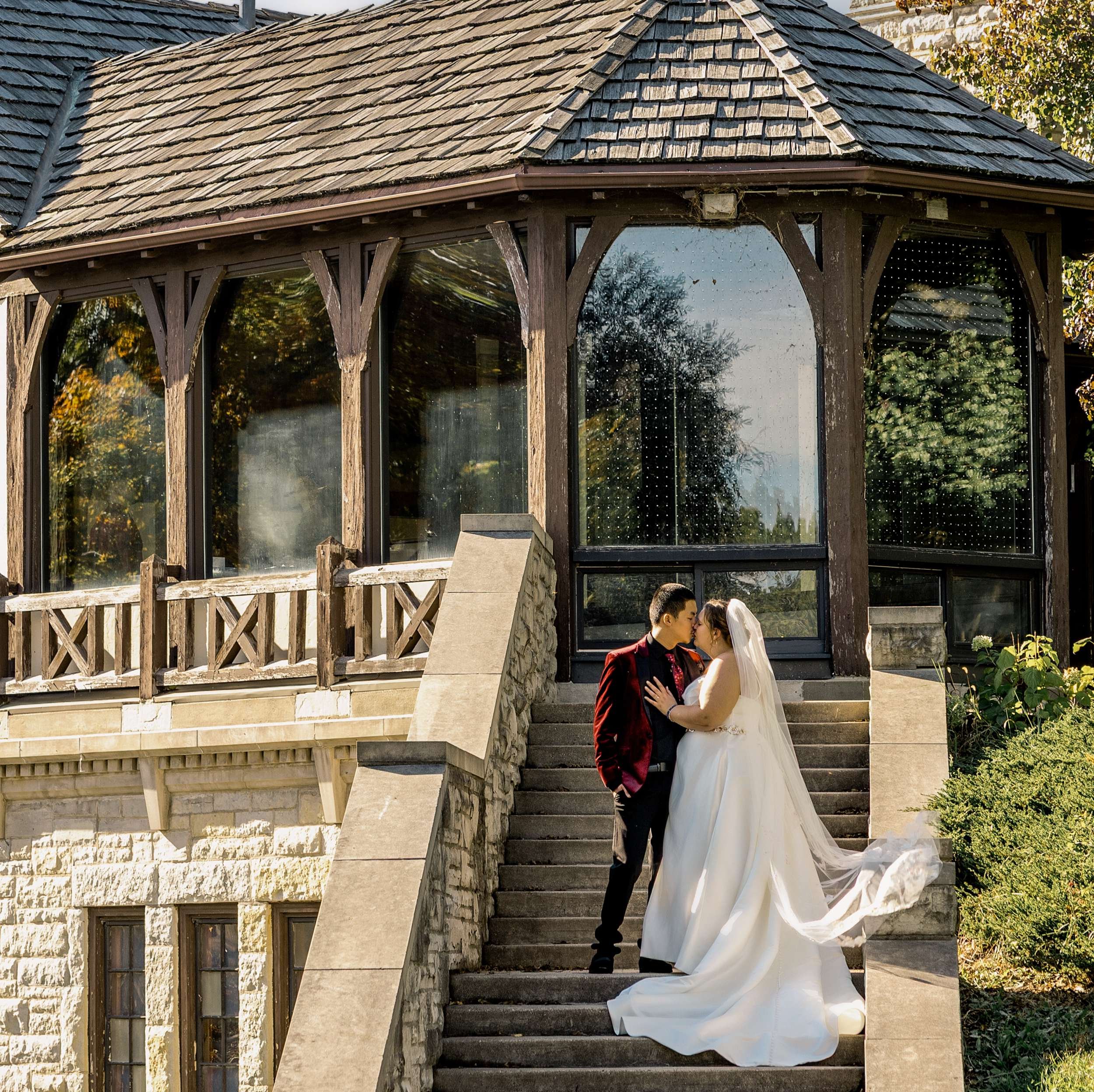 Intimate Fall Wedding at Brown Deer Golf Course Boathouse