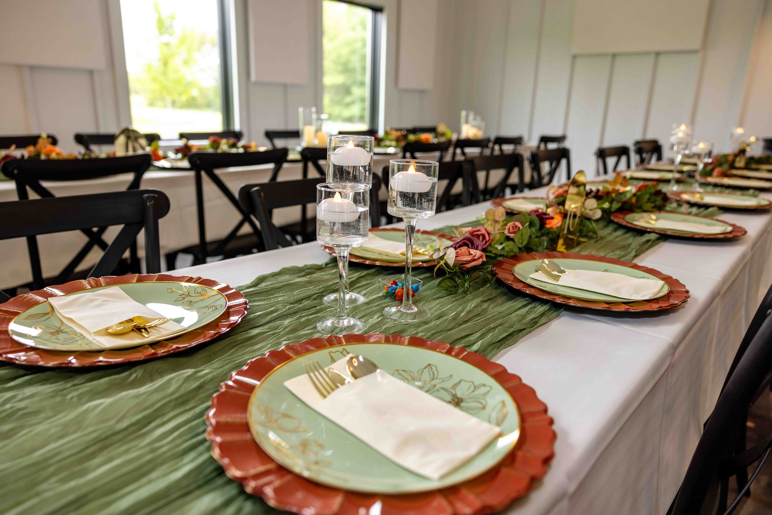 Candlelit Reception Décor at Walnut Ridge Venue