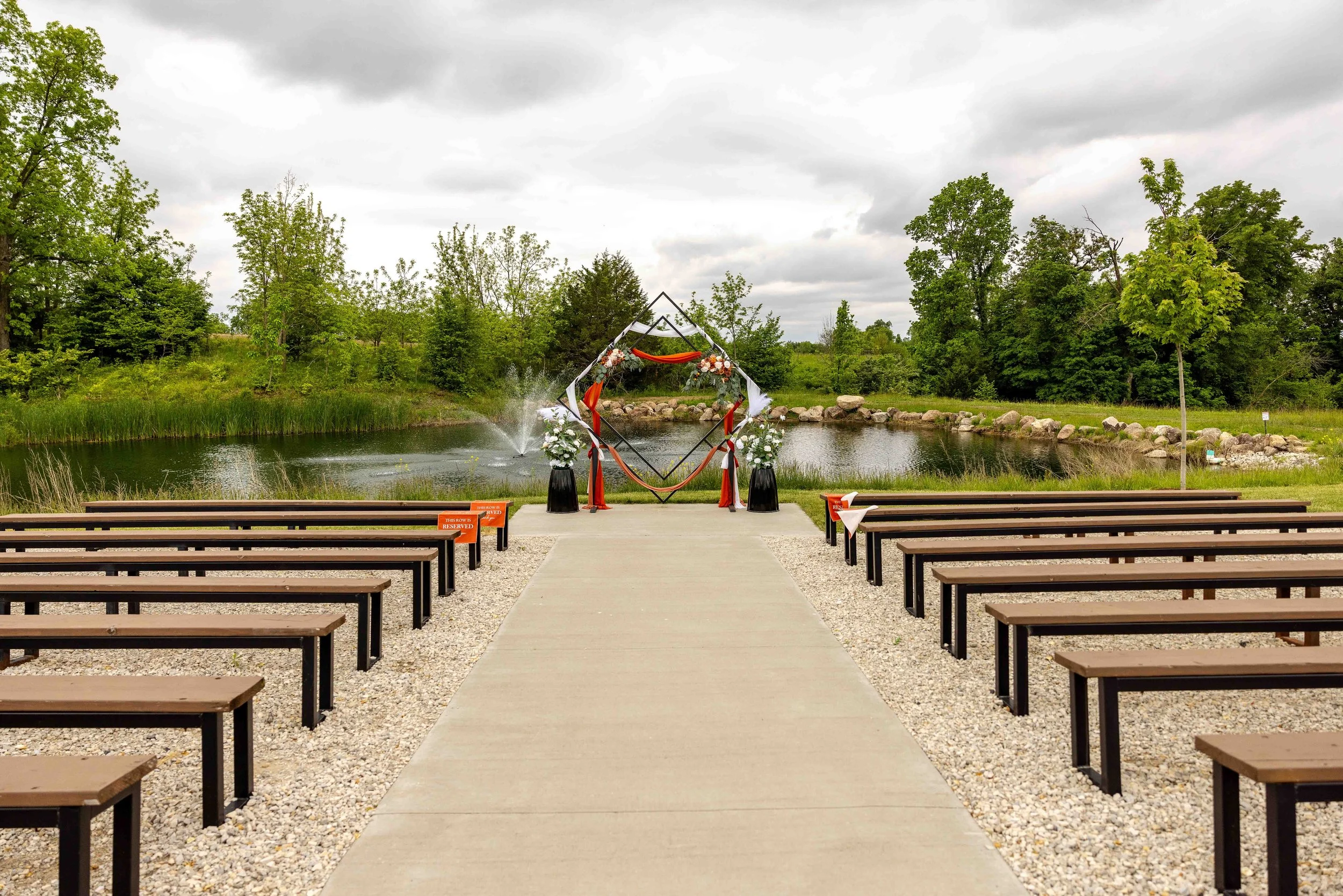 Beautiful Walnut Ridge Ceremony Location
