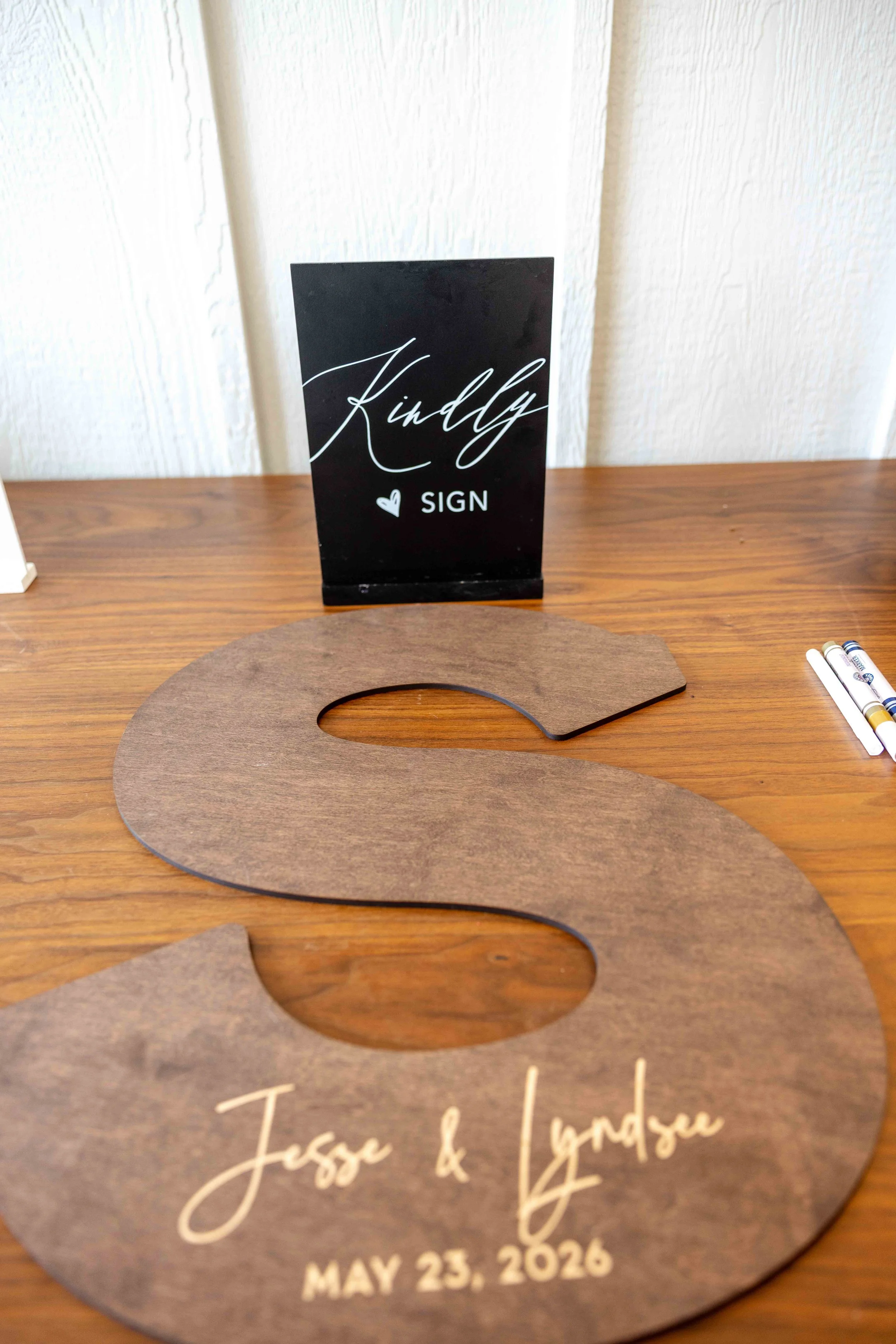 Walnut Ridge Venue wedding Photographer  the details