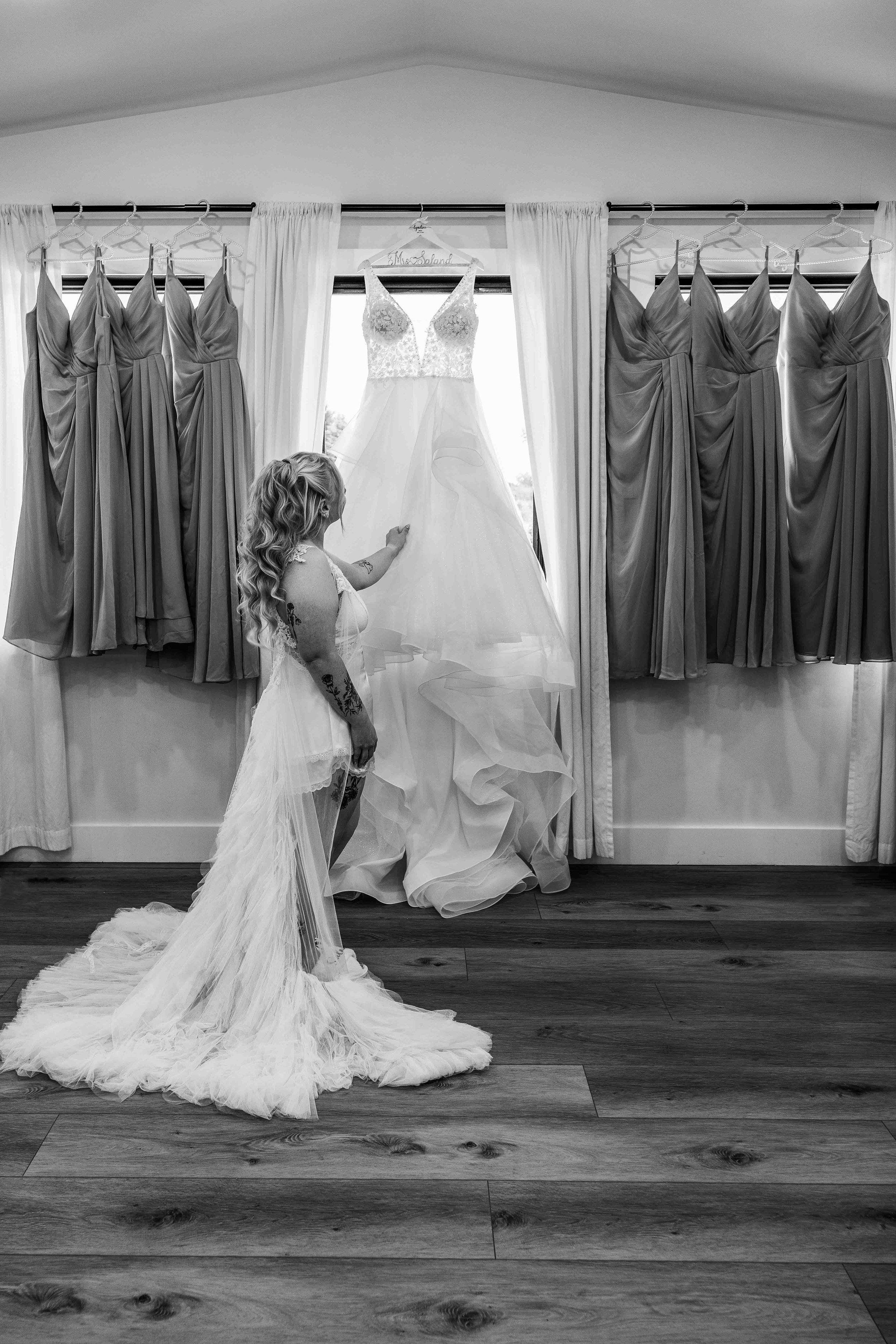 Editorial Black and White Bridal Portrait