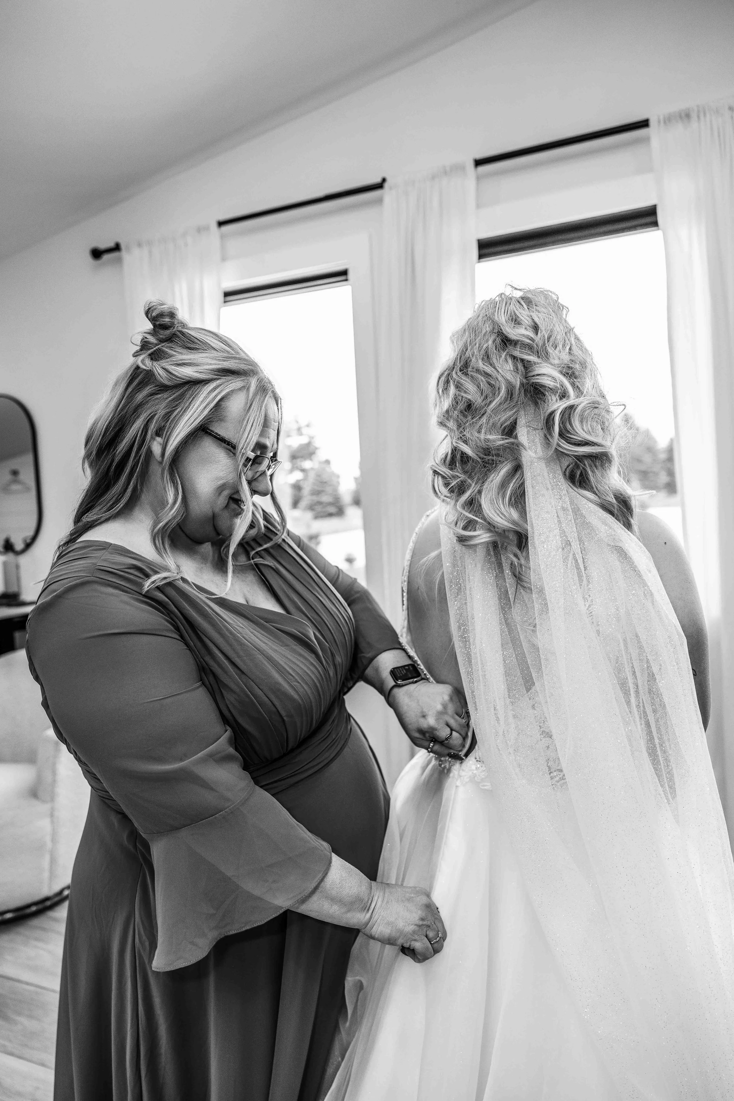 A Mother Helping Her Daughter Prepare for Forever at Walnut Ridge Venue