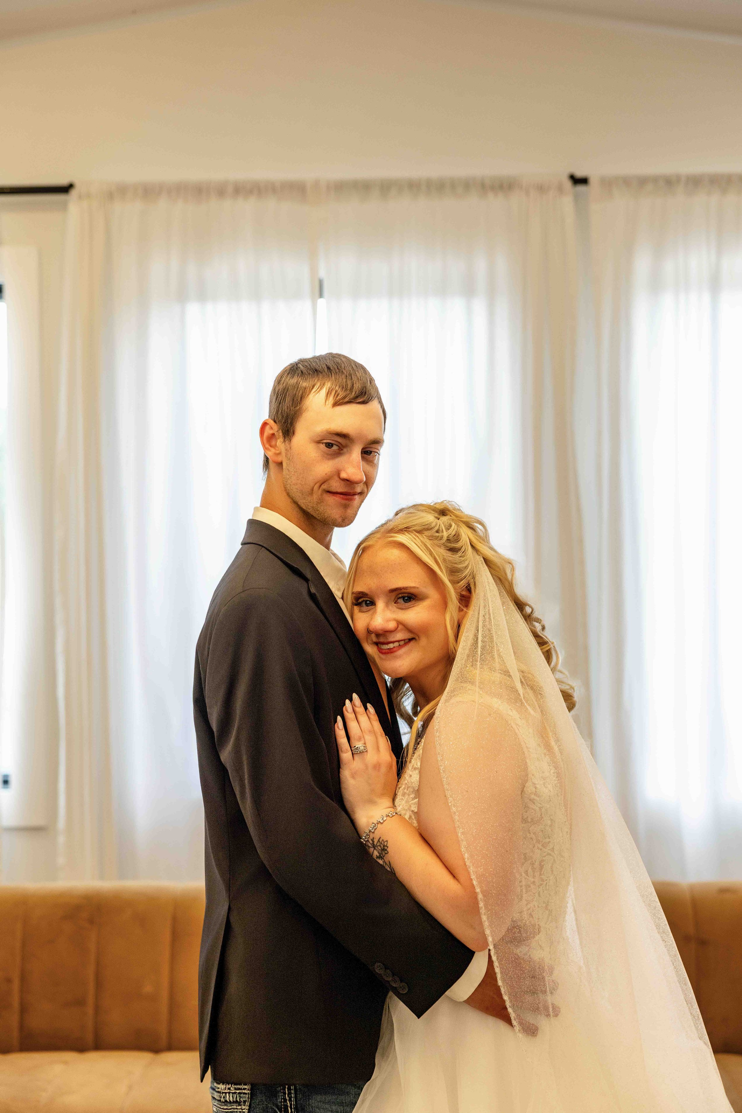 Romantic wedding portraits near Cedar Rapids Iowa.