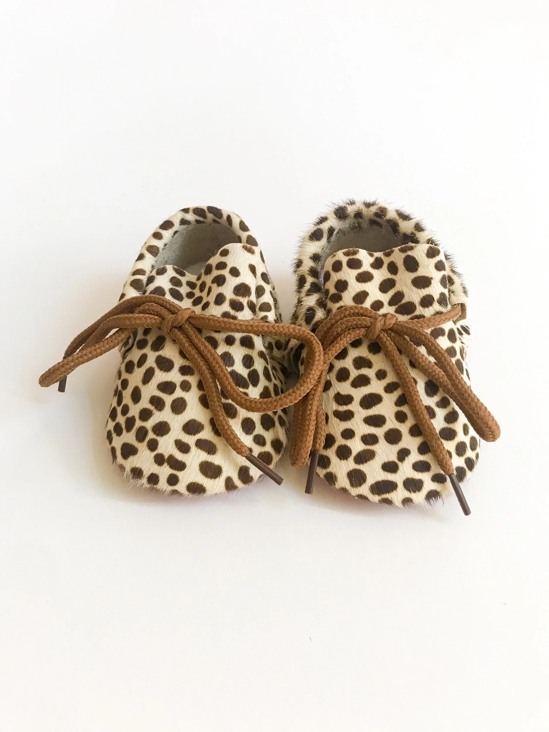 09DC297F-0594-4C0A-BD06-2766E0A423E5