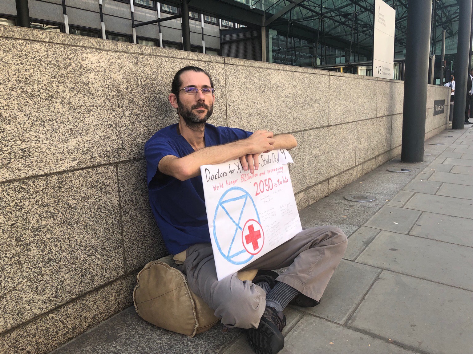 dr-kendall-hunger-strike-5.jpg