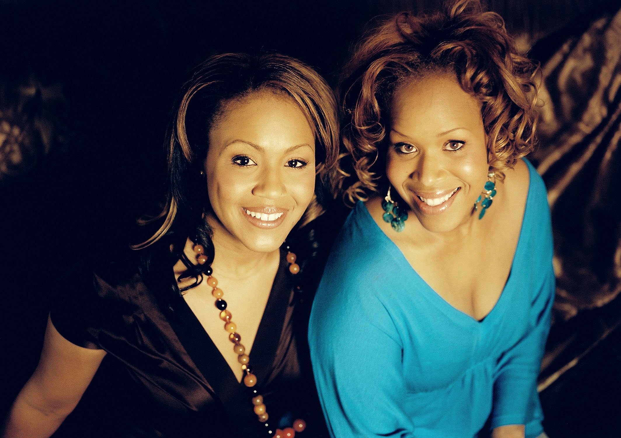 Mary Mary-R1-E035.jpg