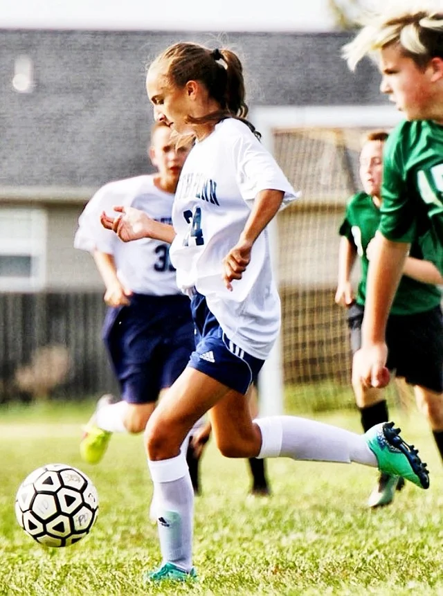 To Play Multiple Sports or to Specialize?: The Dilemma Faced by Female Athletes 1 med res+%281%29