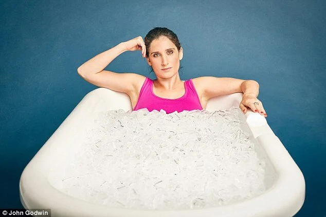 3672E42C00000578 3699947 My bath water is freezing And no I haven t just taken a cooling a 117 1469047958156