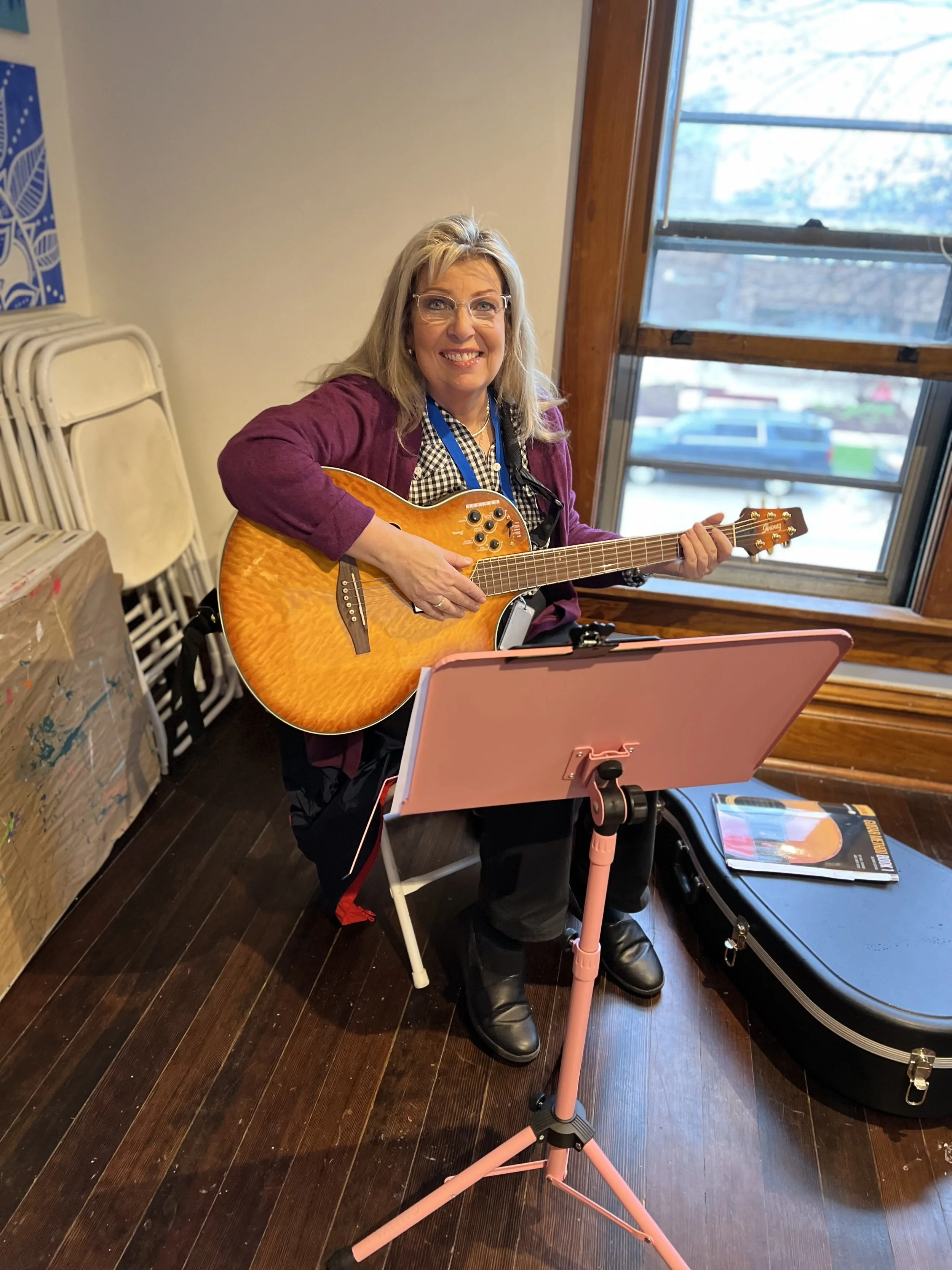 Guitar Nancy.jpg