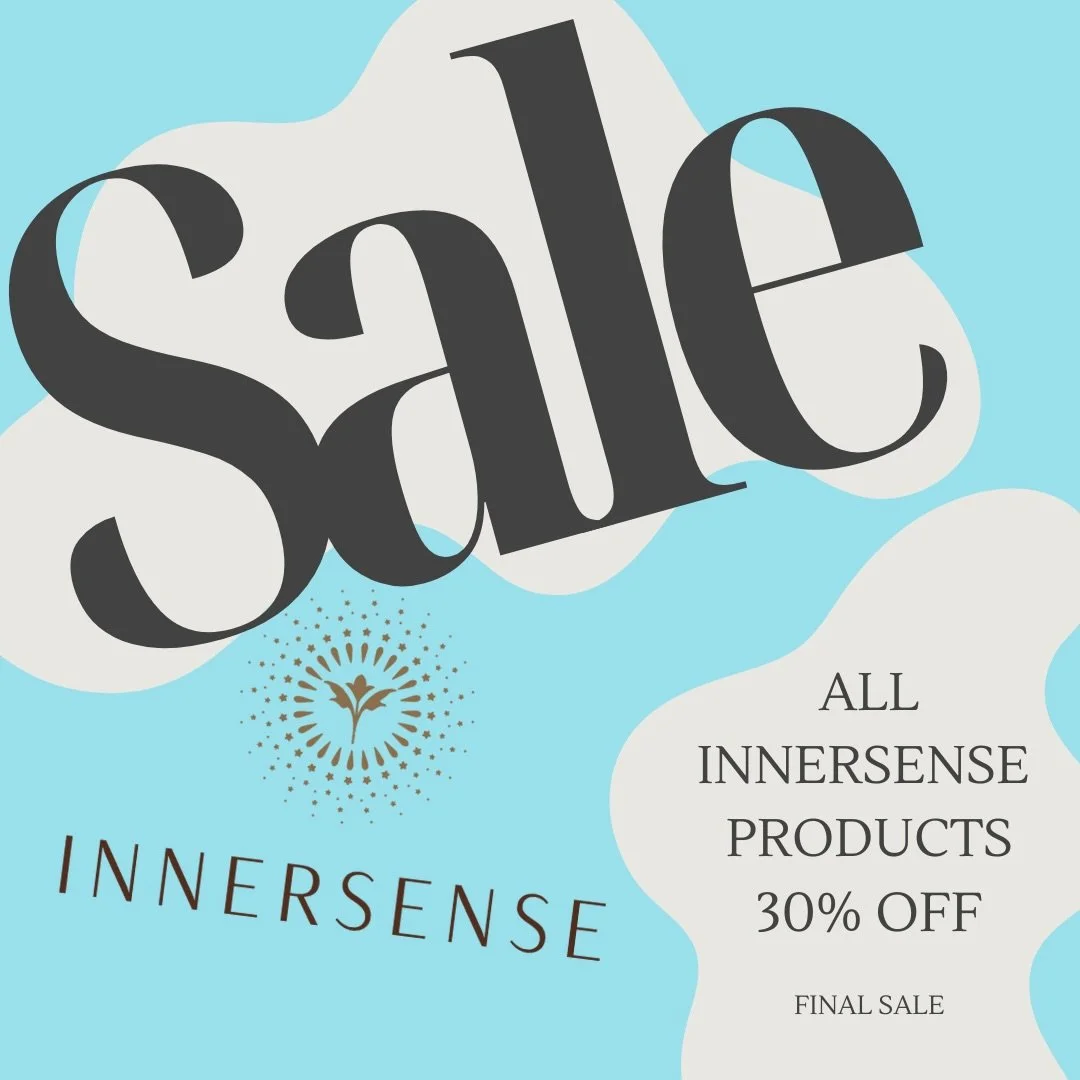 Need a last min gift set for your ingredient conscious pal? Hunting for a stocking stuffer for your favorite curly haired cutie? Give the gift of beautiful hair &amp; stock up on all your favorite @innersenseorganicbeauty products &amp; enjoy 30% OFF