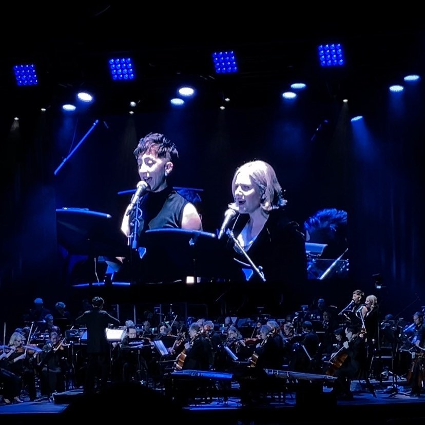 sang to a sold out MSG with @amyjustman and the @genshinimpact world tour last weekend. surreal! so many costumes in the audience! incredible players and crew! thanks to @jimneglia for being a logistics king and for including us in this stellar group