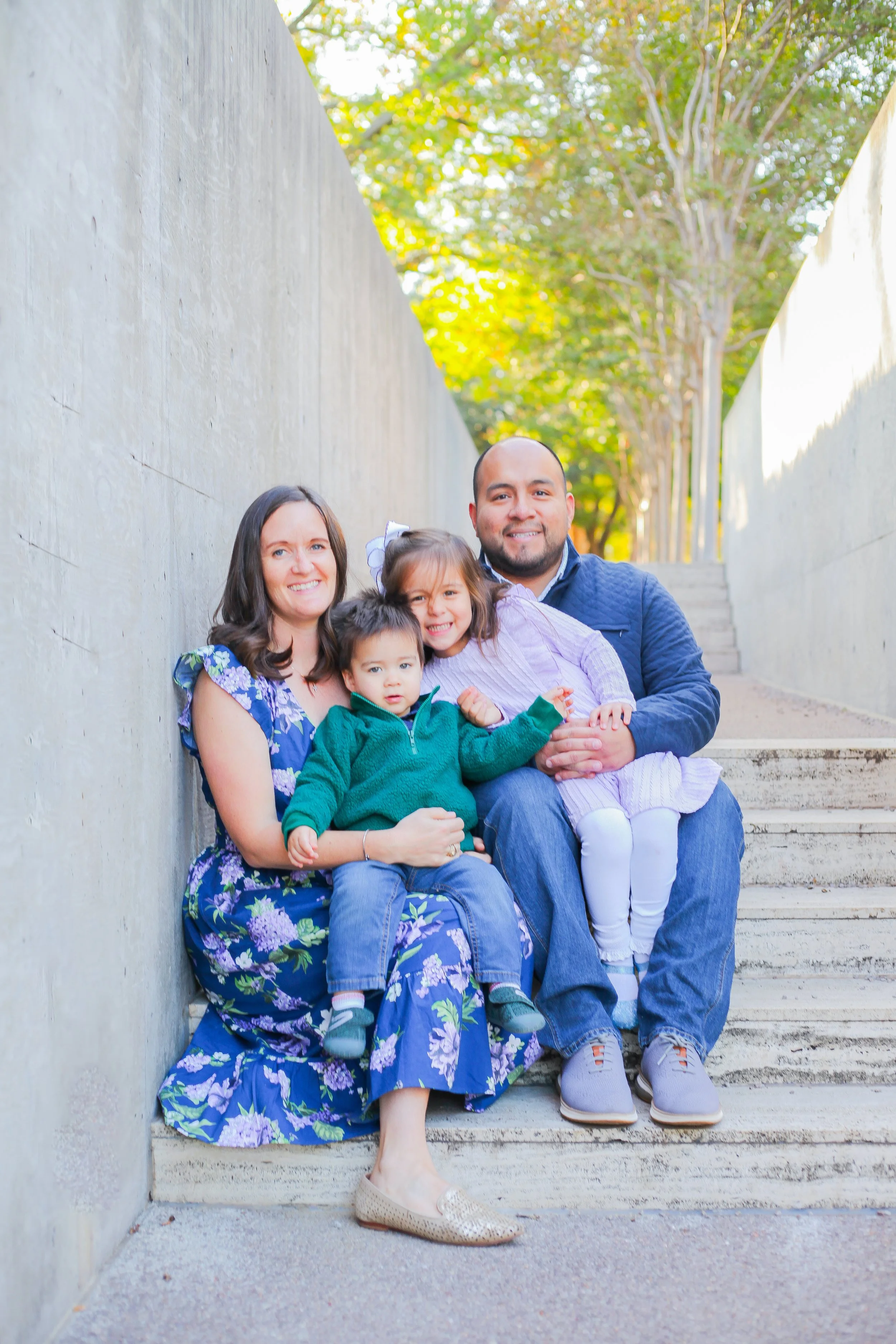 Sarah E Photos - The Kimbell Art Museum Fall Session - All Professionally Edited Digital Images - Fort Worth, Texas
