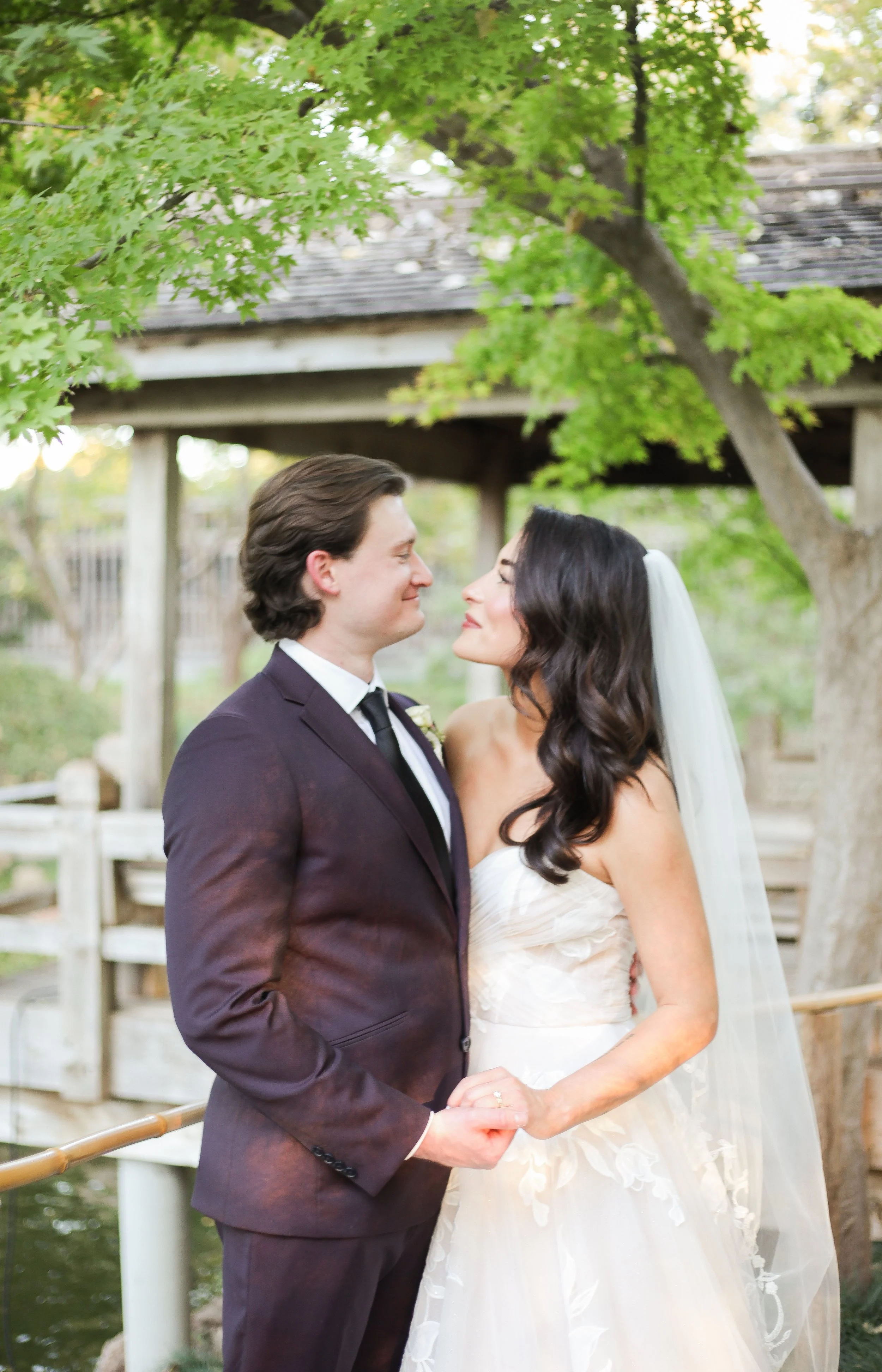 Sarah E Photos - 4 Hour Wedding Photography Coverage 2026 - 1/2 Deposit Is Due To Reserve Your Date