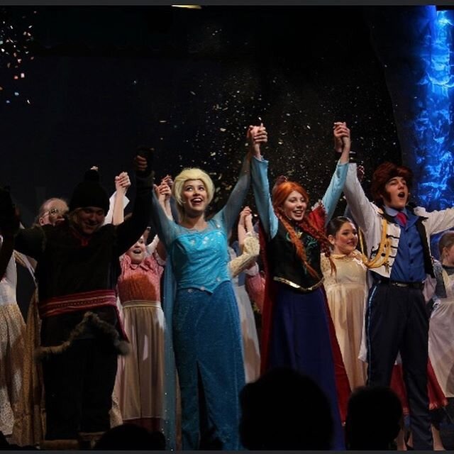 Frozen the Musical Jr is NOW OPEN!
We had a fabulous opening show yesterday, and that means there&rsquo;s only 7 shows left for you to get in on the Disney magic!
❄️💙
#frozenthemusicaljr #studio410 #supportlocal 🎟: studio410.ca