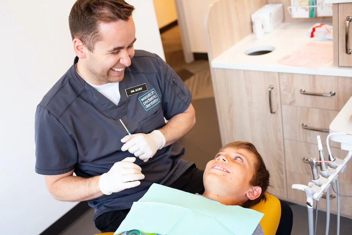 Difference Between a Pediatric Dentist &amp; Family Dentist