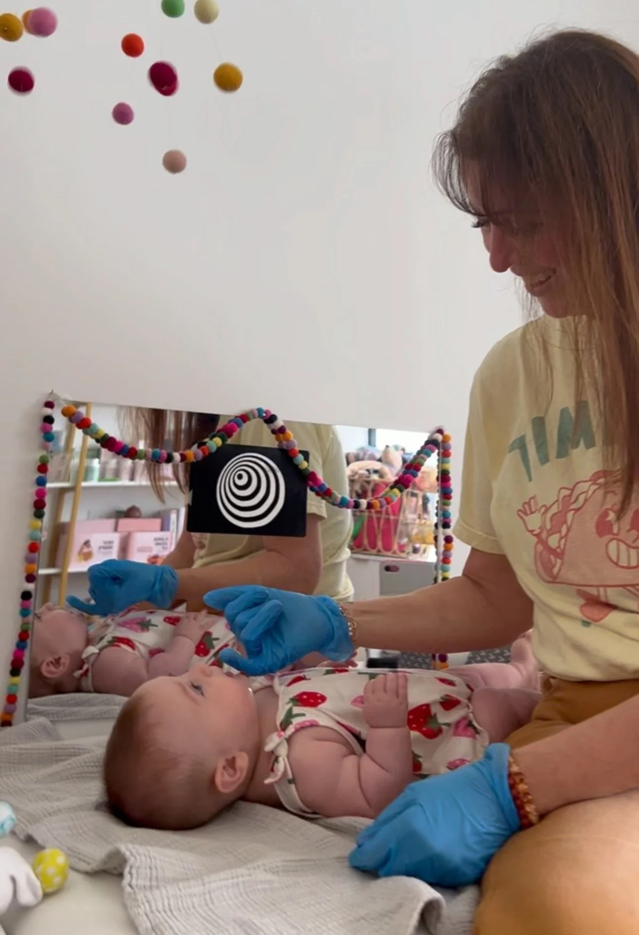 Why Your Prenatal Breastfeeding Class Should Be With an IBCLC (Not Just Your Hospital or Pump Company)