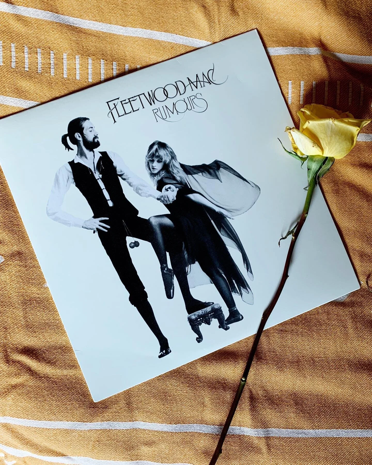 It&rsquo;s the final day of the #vinylwomenchallenge by @celerah and @agirlinport_ and it&rsquo;s &ldquo;Inspired To Be Better&rdquo; 💕
.
.
This album reminds me of my friend Eva, who definitely inspires me to be better, and also reminds me to check