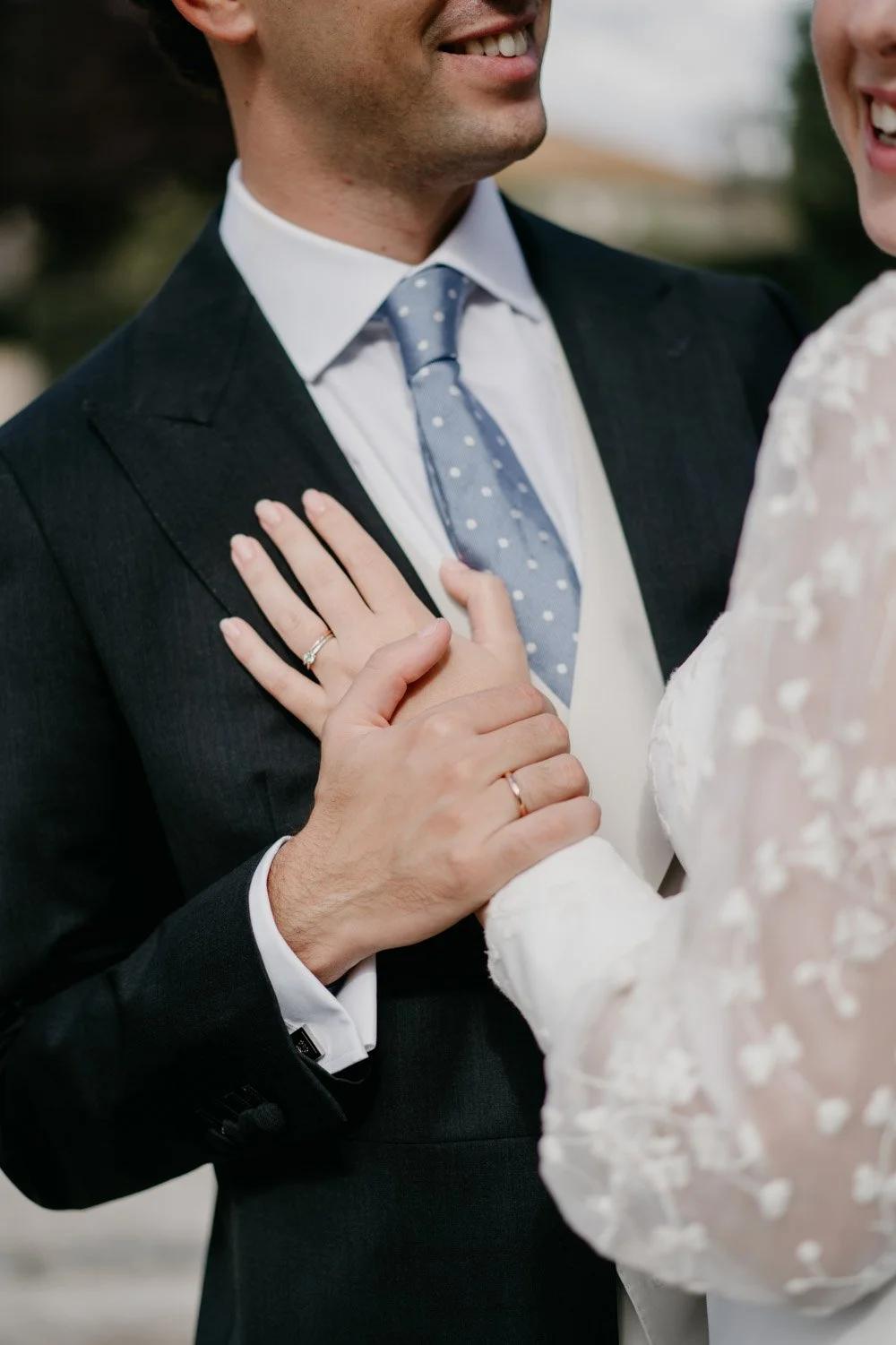 Intercanvi d'anells de casament filmat per videograf de boda a Catalunya