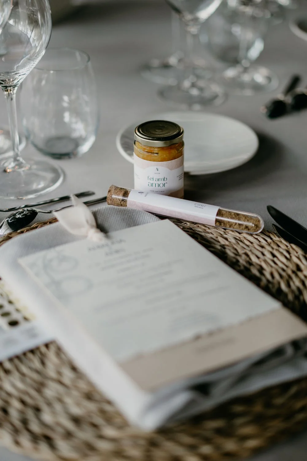 Disseny de seating plan original per al casament a L'Orangerie de Clos Barenys.