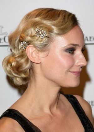    Diane Kruger wearing dress clips in hair.   