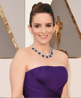The luscious blue sapphire gemstones on Tina Fey's Bulgari necklace were a gorgeous match with her rich purple Versace gown.