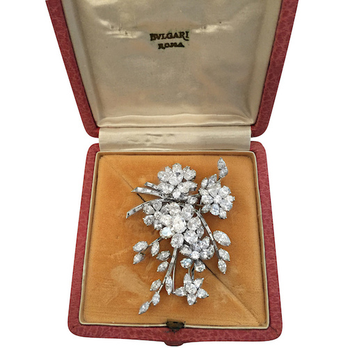 Comes in original Bulgari Roma case.