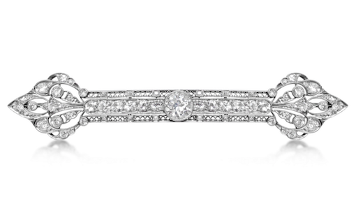 Revival Jewels’ Style Suggestion: An Edwardian diamond and platinum bar brooch, circa 1915, which is great for pinning both sides of a blouse or cardigan together. Click here for details.