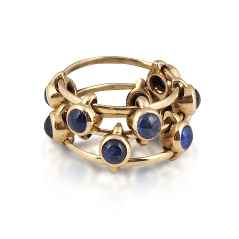 On Vintage Jewellery - An Intern's First Impressions