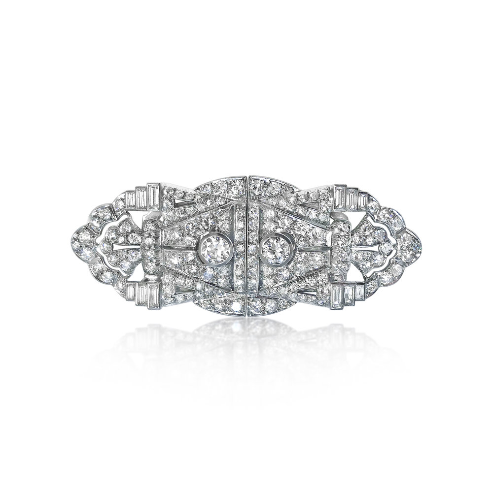 AN ART DECO DIAMOND DOUBLE- CLIP BROOCH