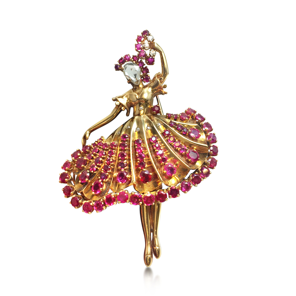 A RETRO RUBY AND DIAMOND BALLERINA BROOCH, CIRCA 1950S  