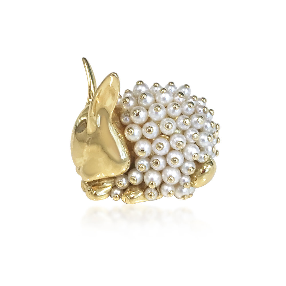 A GOLD AND PEARL RABBIT BROOCH, BY RENE BOIVIN