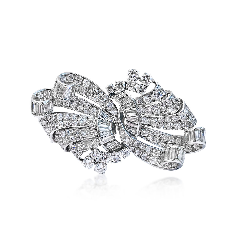 A PAIR OF ART DECO DIAMOND DOUBLE CLIPS - SOLD