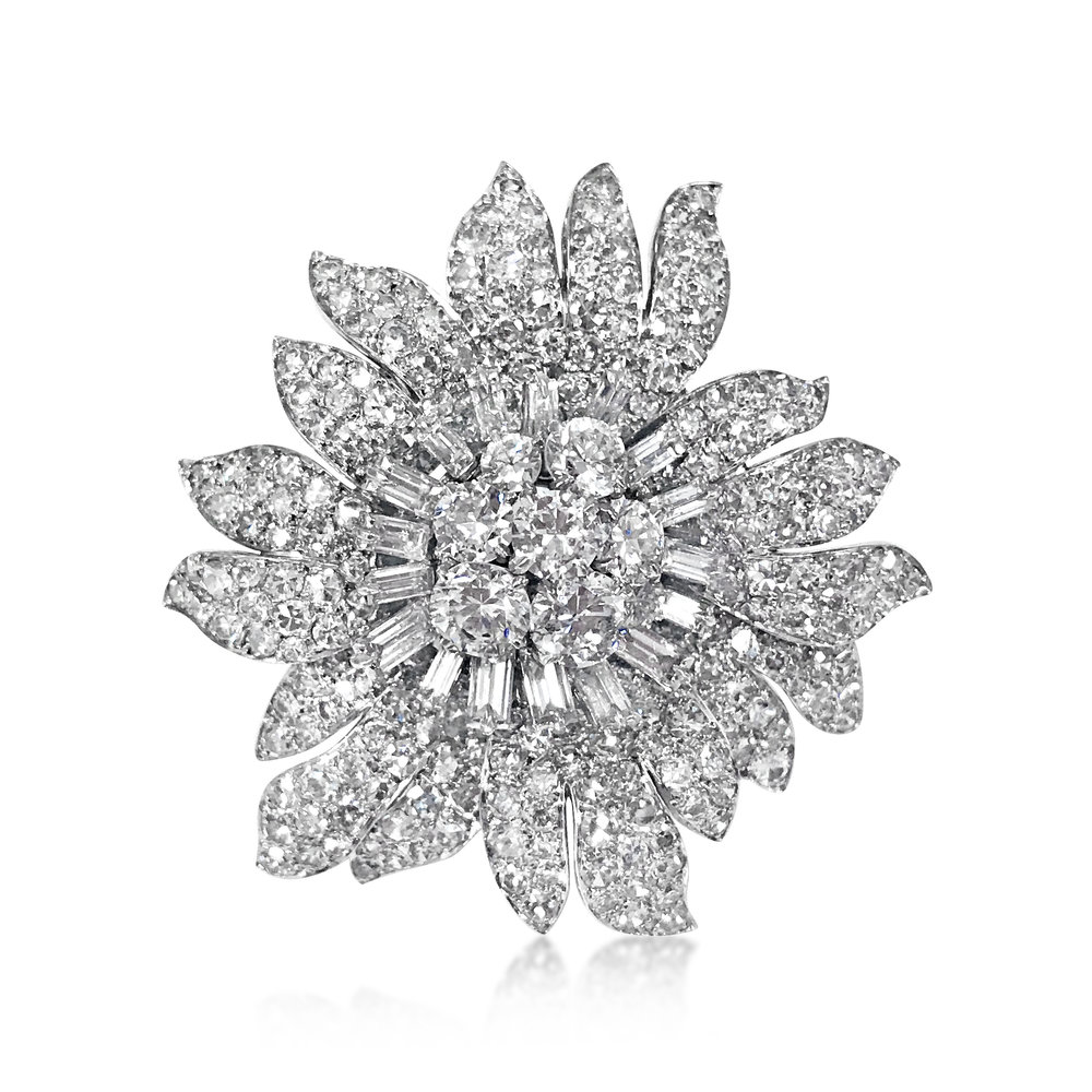 A DIAMOND FLOWER BROOCH, BY VAN CLEEF &amp; ARPELS, CIRCA 1940  