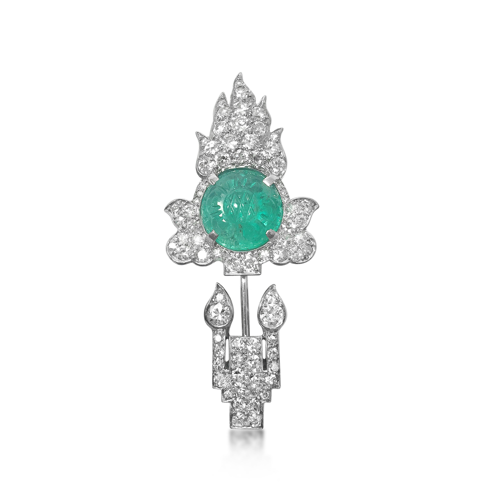 AN ART DECO EMERALD AND DIAMOND JABOT BROOCH, BY CARTIER, CIRCA 1920 - SOLD