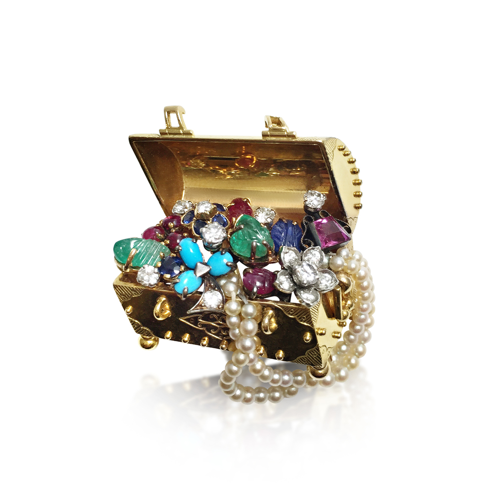 A RETRO 18K GOLD TREASURE CHEST, BY MARCHAK, CIRCA 1960'S - SOLD