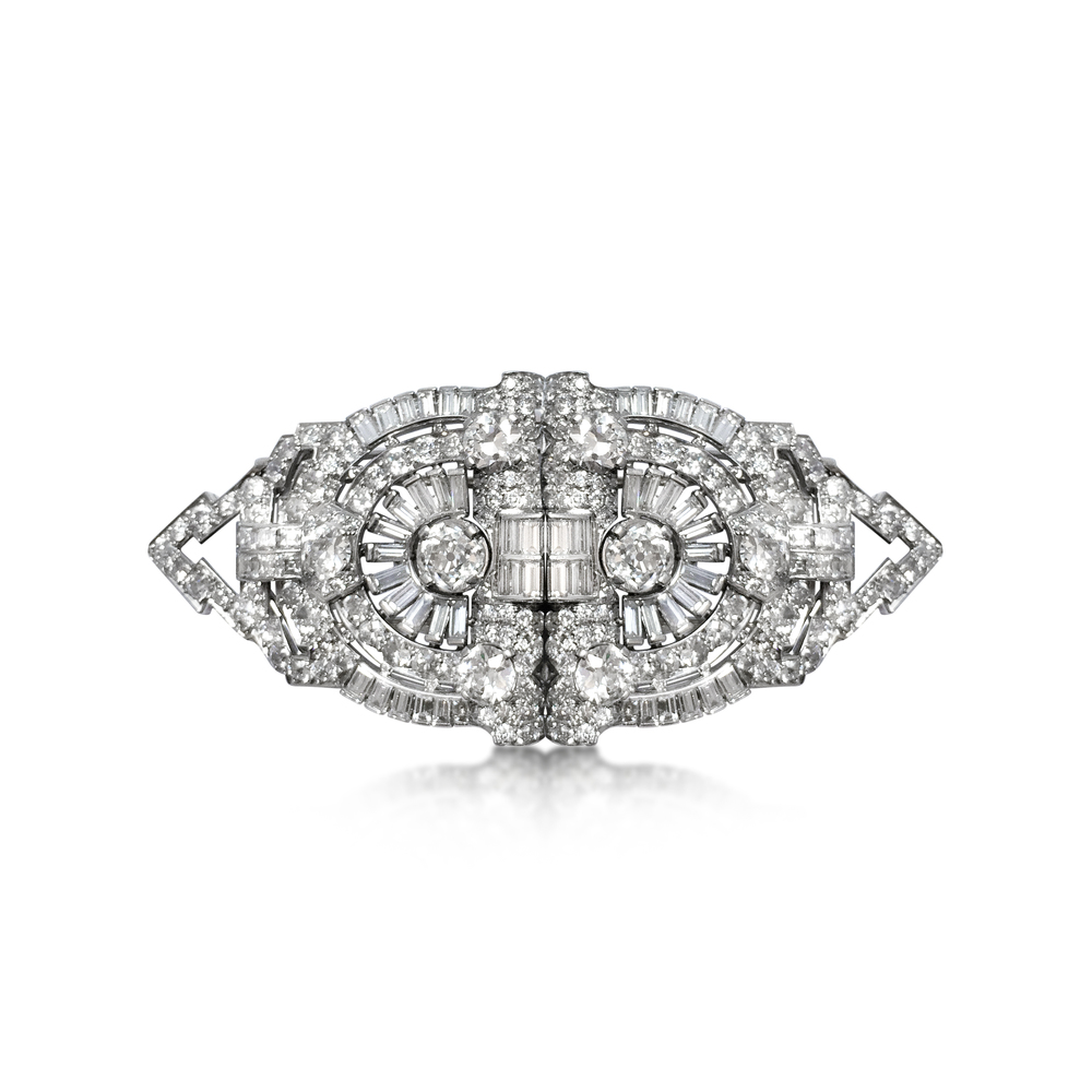 AN ART DECO DIAMOND AND PLATINUM DOUBLE CLIP BROOCH, CIRCA 1935 - SOLD