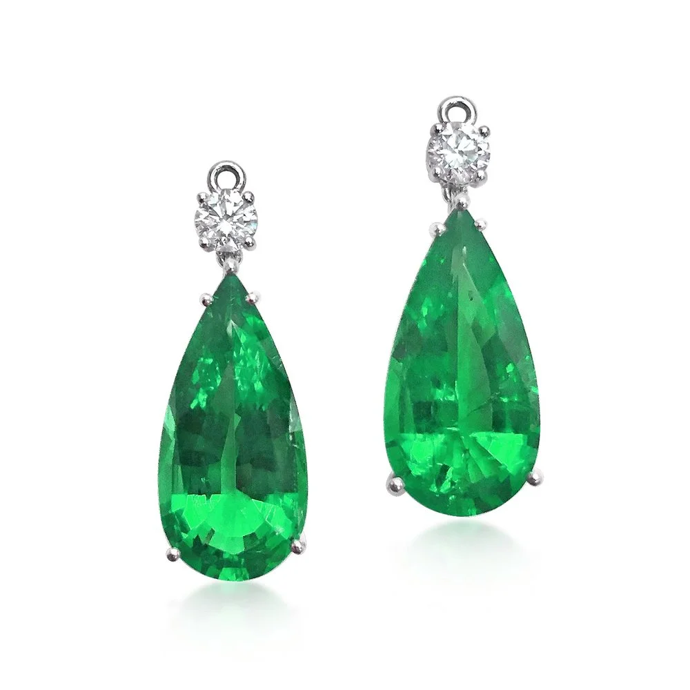 STO5_RVJ+PO-334_A+Pair+of+Pear+Shaped+Columbia+Emerald+3.jpg