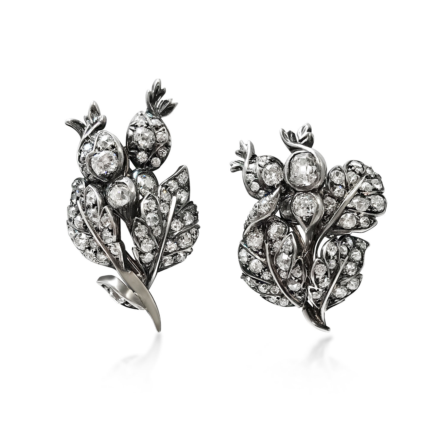 A PAIR OF ANTIQUE DIAMOND SILVER AND GOLD EARRINGS, CIRCA 1890  