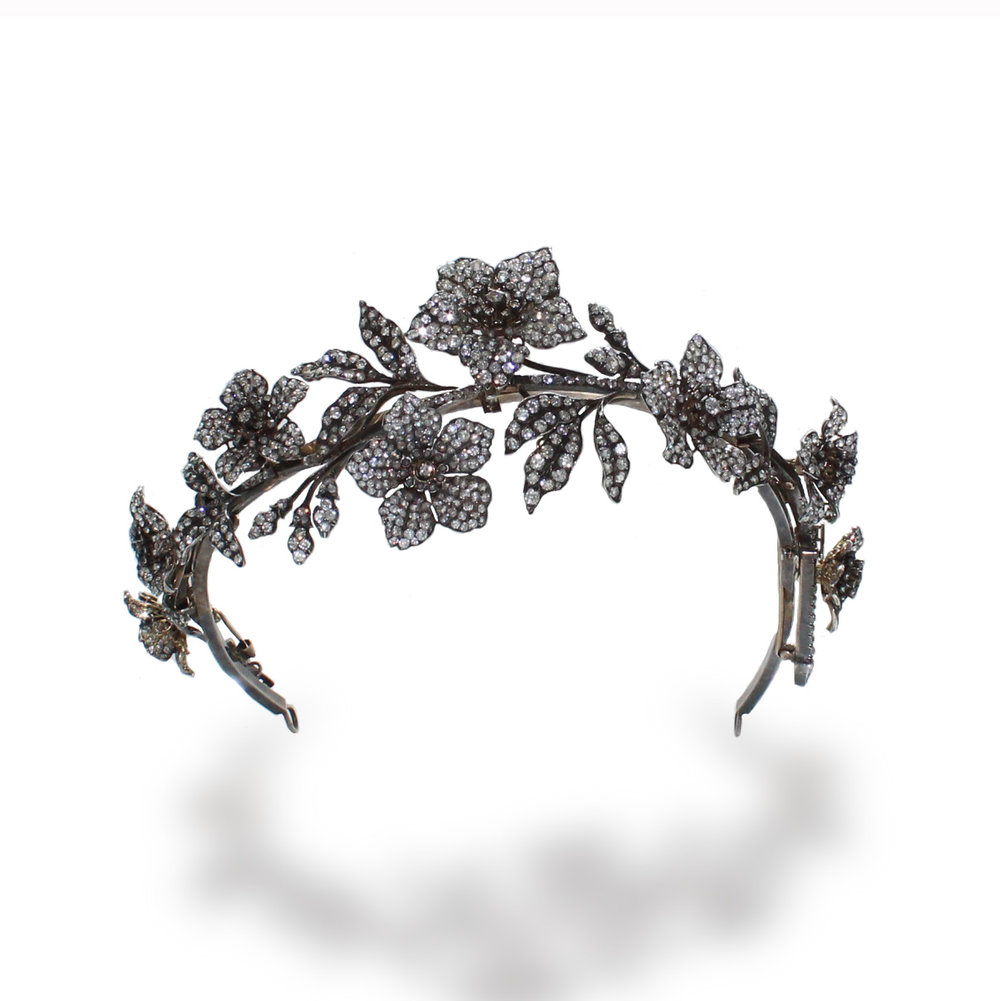 AN ANTIQUE DIAMOND TIARA, CIRCA 1880  
