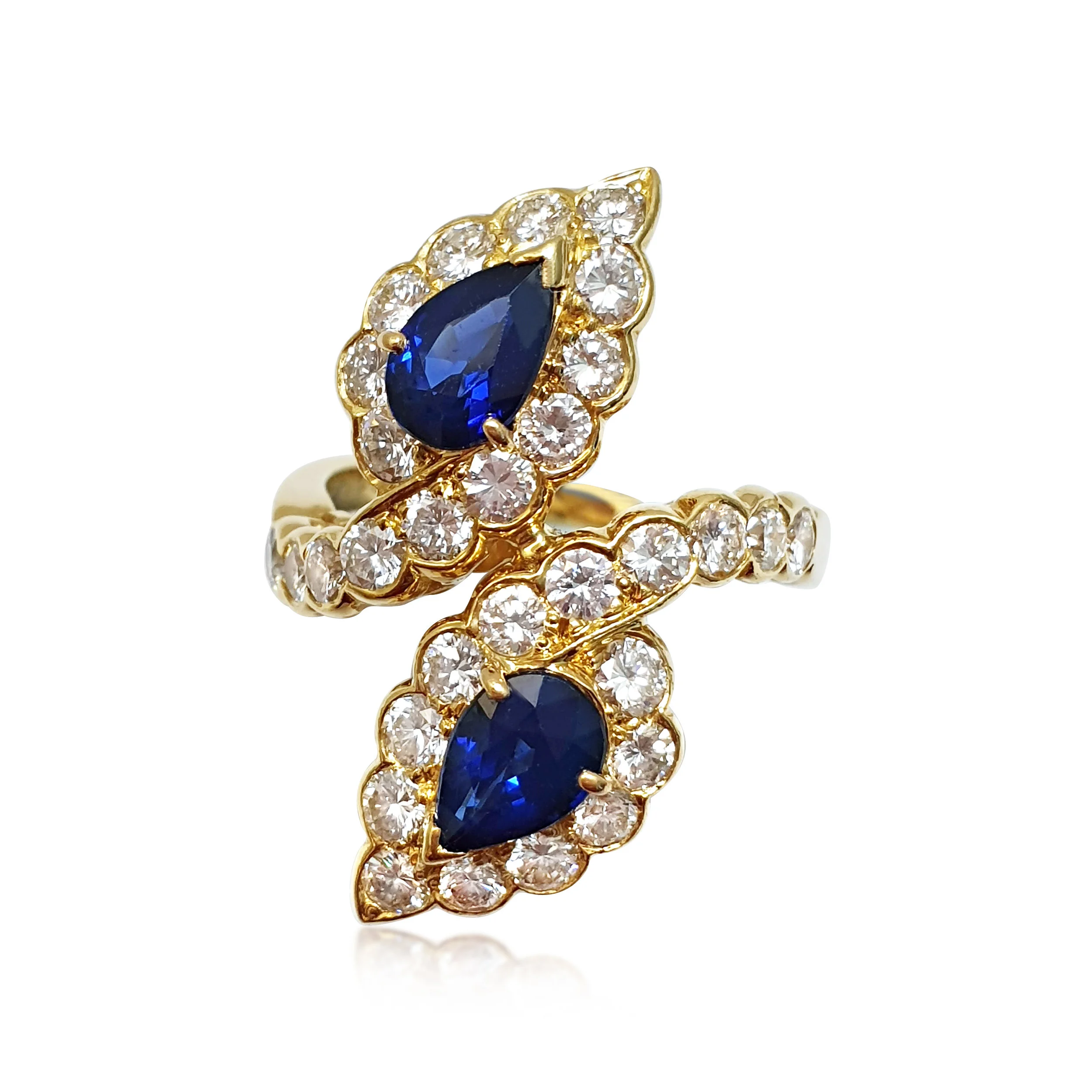 A SAPPHIRE AND DIAMOND RING BY VAN CLEEF &amp; ARPELS