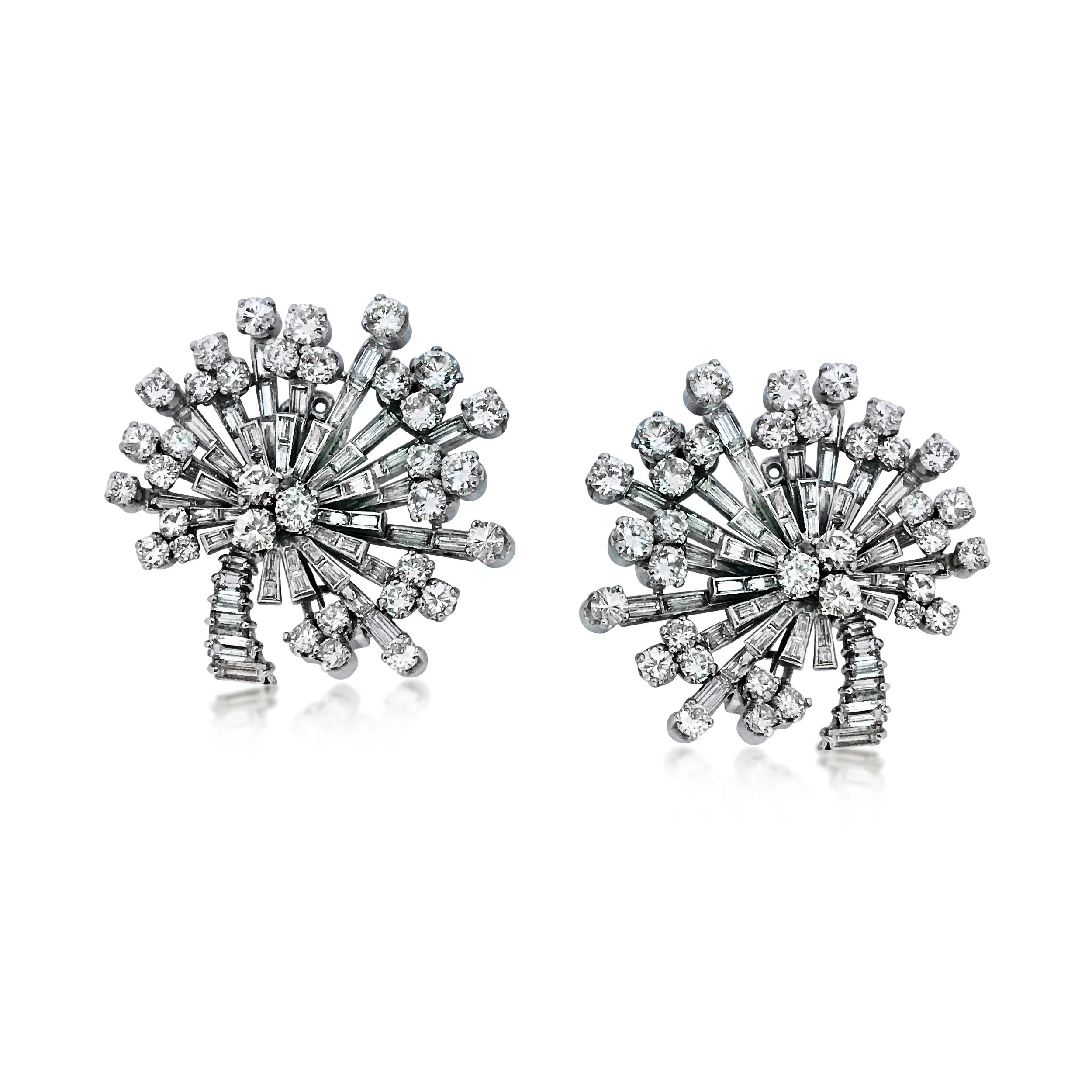 A PAIR OF DIAMOND AND  PLATINUM 'DANDELION' EARCLIPS, CIRCA 1950s