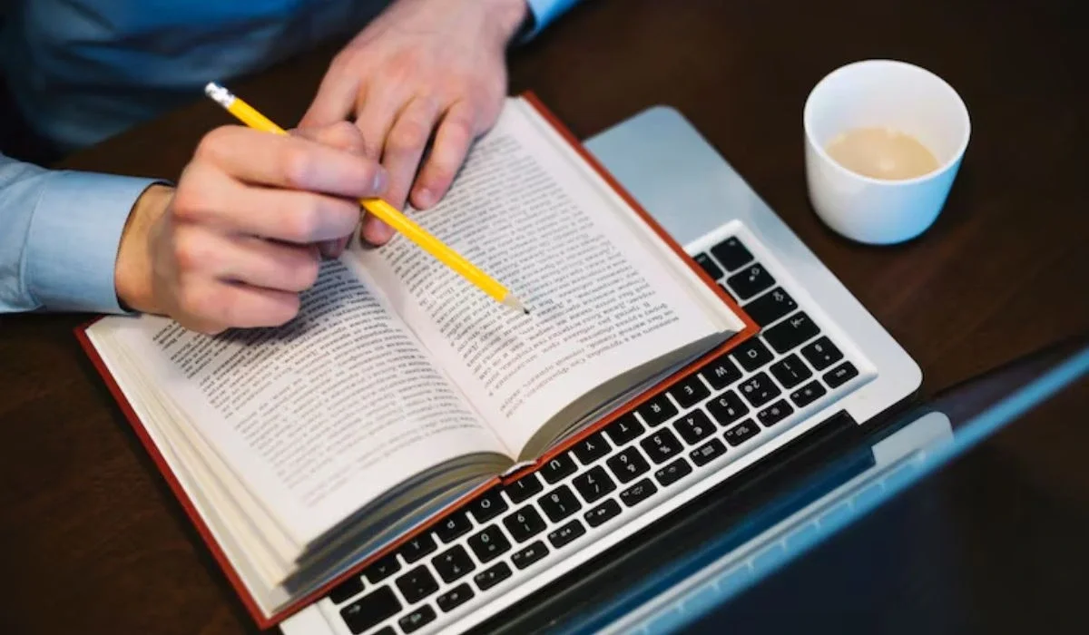 How Modern Book Publicity Services Help Authors Stand Out 