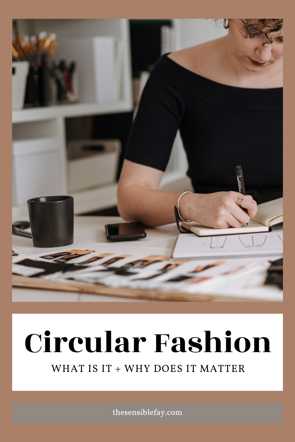 circular fashion pin 1.png