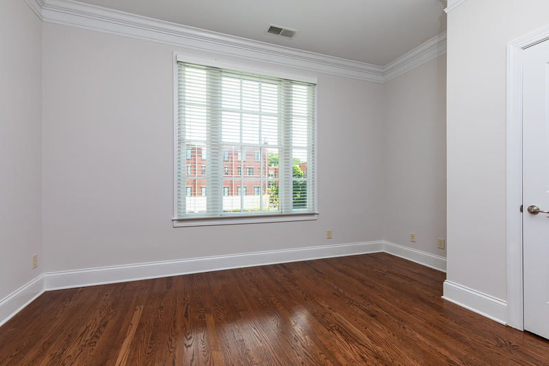446 Bill Kennedy Way-1-Web Res.jpg