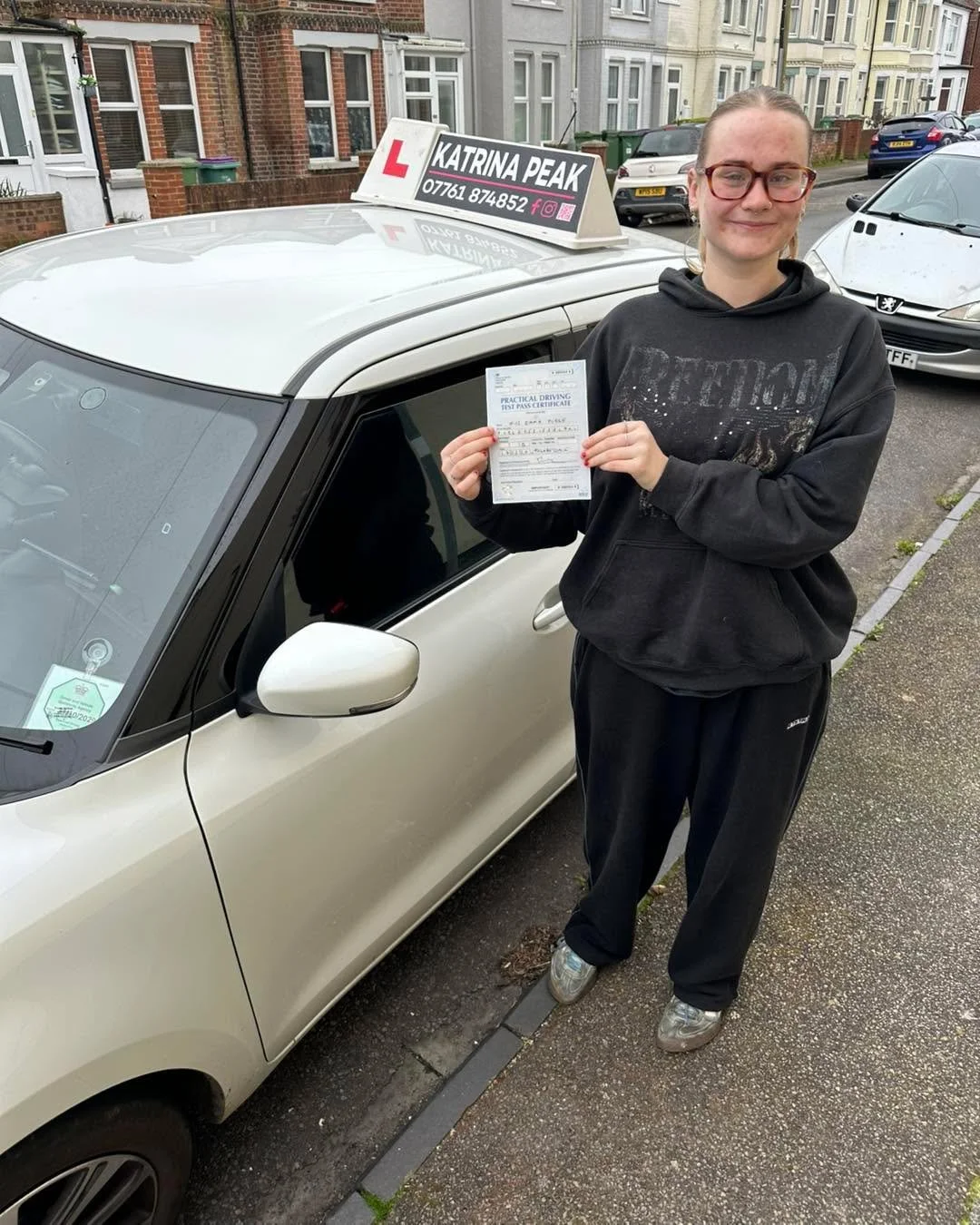 Huge congratulations to Emma who showed those nerves who&rsquo;s boss and absolutely aced her driving test! It&rsquo;s been such fun teaching you Emma, go and enjoy that well deserved full driving licence! 🥳🎉🚗🚙 #learntodrive #safedrivingforlife #