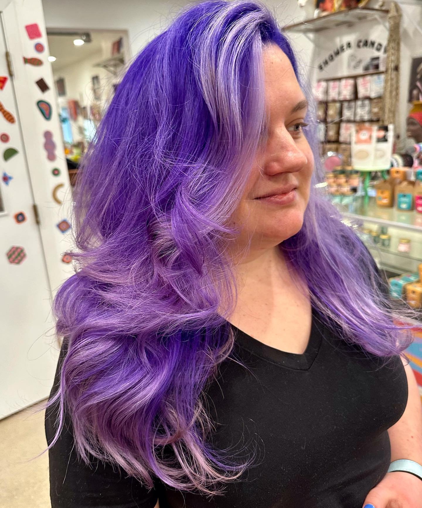 This is a vivid that&rsquo;s pure fantasy, except it&rsquo;s real and not a daydream&hellip;! 
🌟 🦄 👀 

Vivid by @taravree