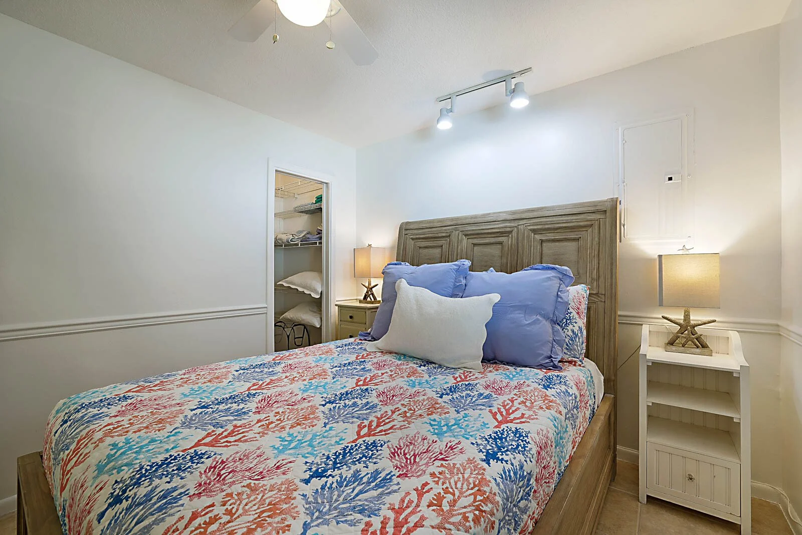 16_338_NE_7th_Avenue16_mls.jpg