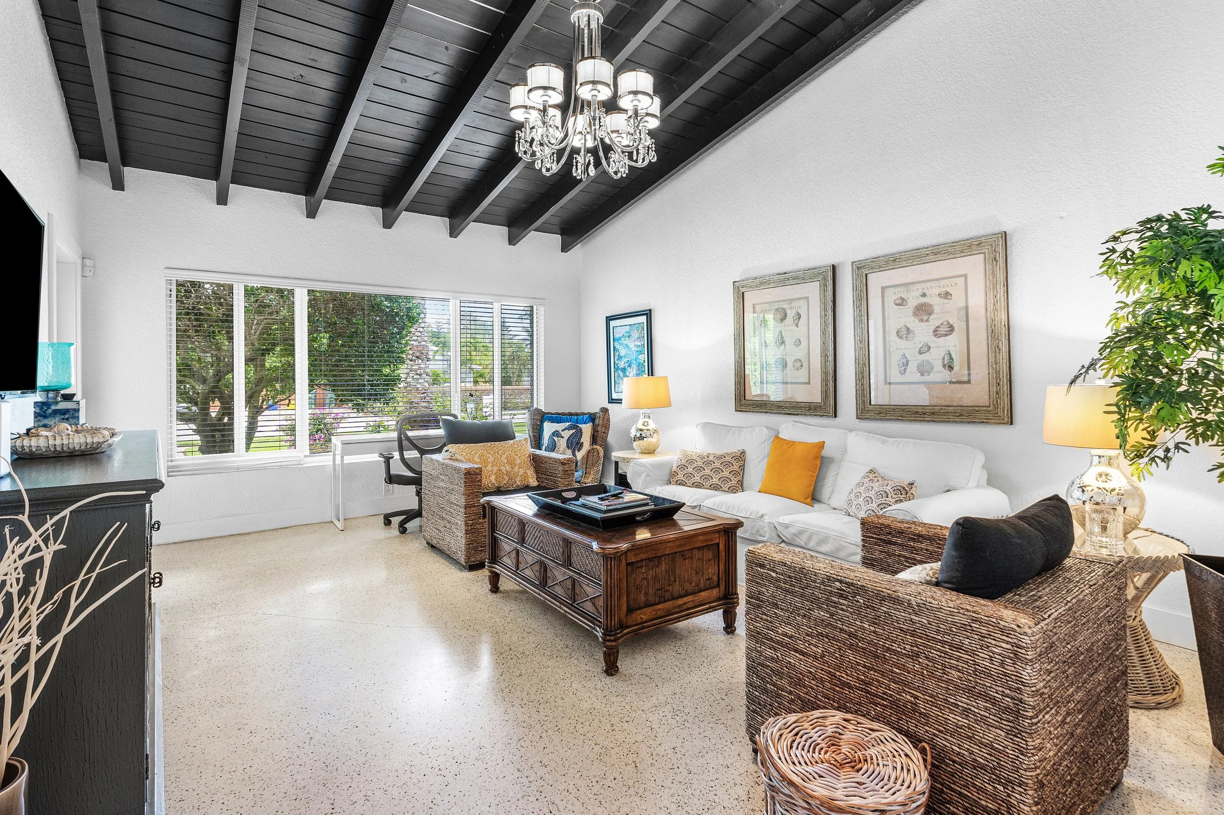 008-342Northeast7thAvenue-DelrayBeach-FL-33483-SMALL.jpg